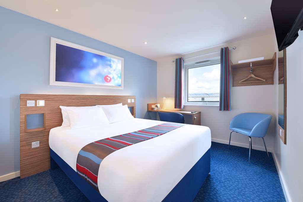 Travelodge Swansea M4 Pokoj fotografie